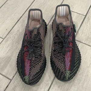 Yeezy 350 Yecheil